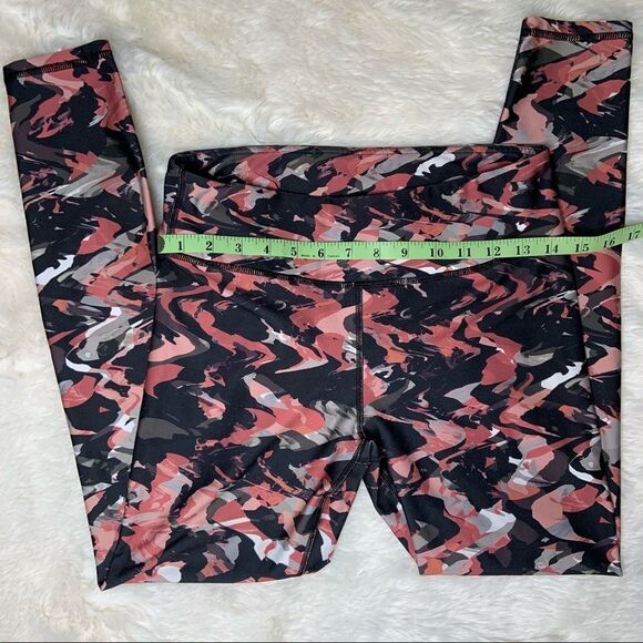 Sz Small Pink Black Fabletics Leggings - Picture 1 of 11
